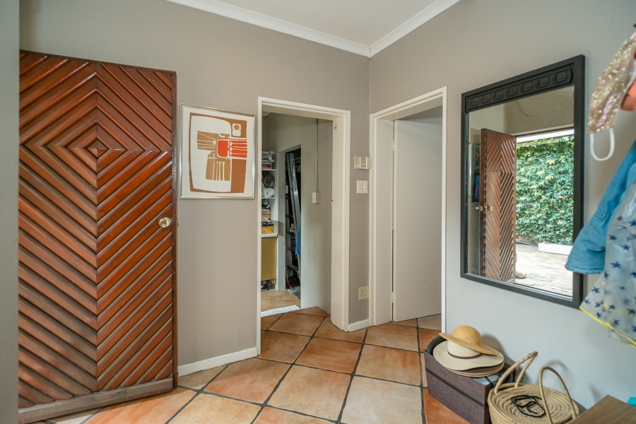 4 Bedroom Property for Sale in Edgemead Western Cape